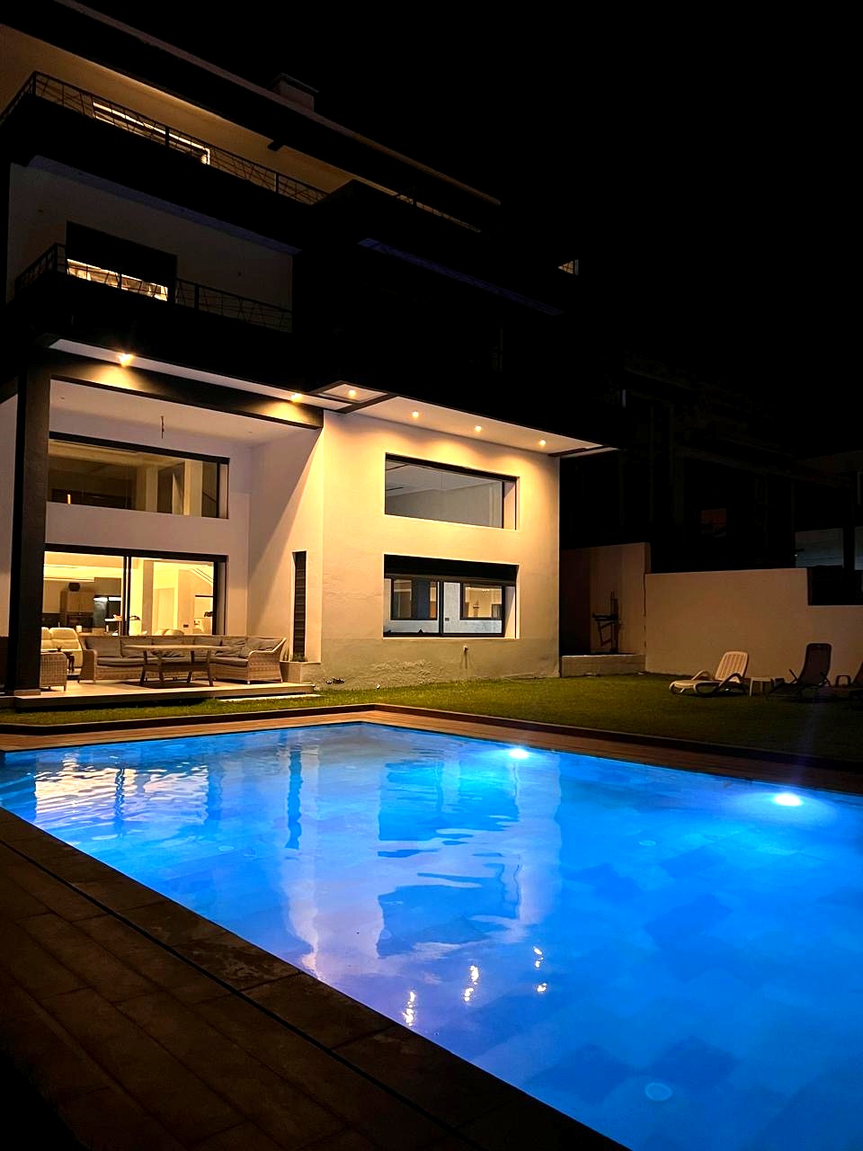 Rochal pool by night